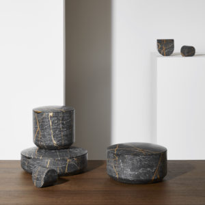 CAIRN-containers-christophe-delcourt-collection-particuliere
