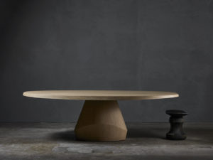 ROI-stool-christophe-delcourt-YAB-dining_table-Yabu_Pushelberg4-Collection_Particuliere