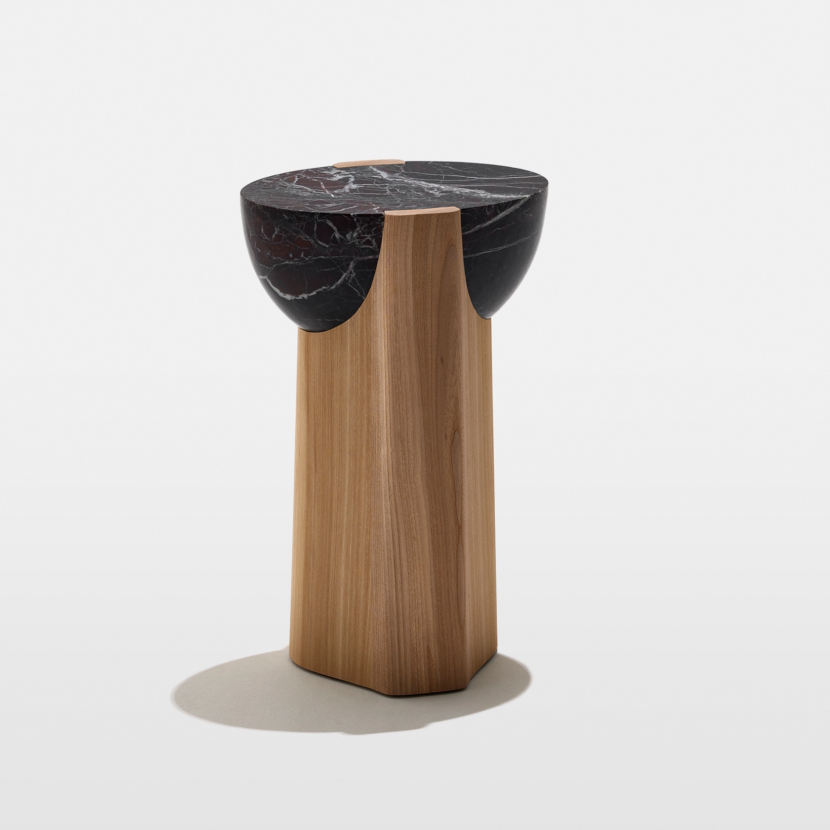 AKRA-SIDE-TABLE-DAN-YEFFET-Collection_Particuliere