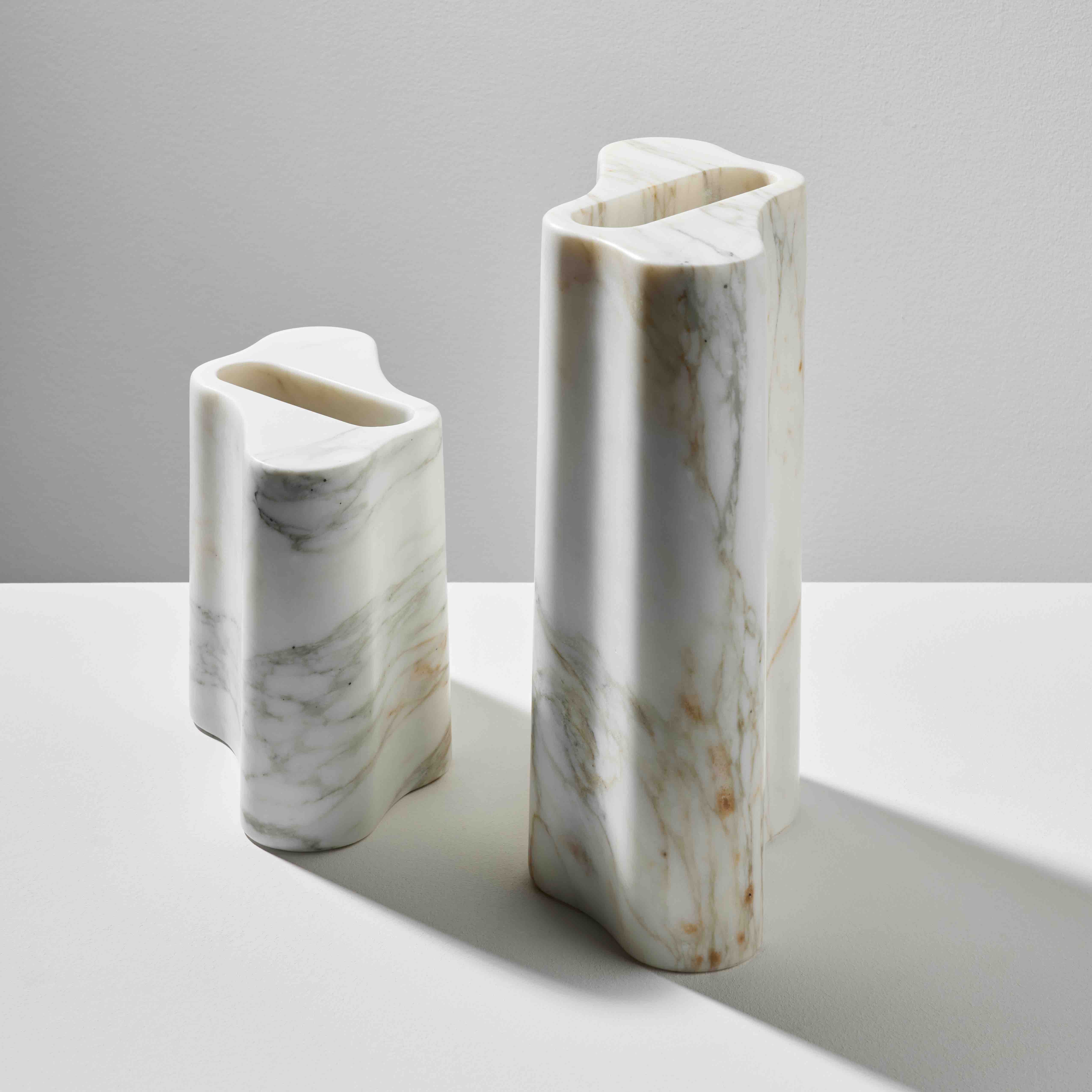 EVE-VASES-CALACATTA-WHITE-MARBLE_CHRISTOPHE_DELCOURT_COLLECTION-PARTICULIERE
