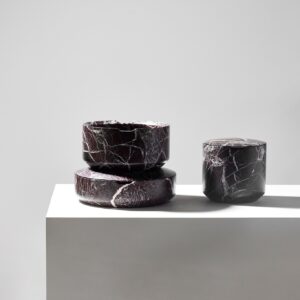 CAIRN-CONTAINERS-ROSSO-LEVANTO-MARBLE-C-DELCOURT-COLLECTION-PARTICULIERE