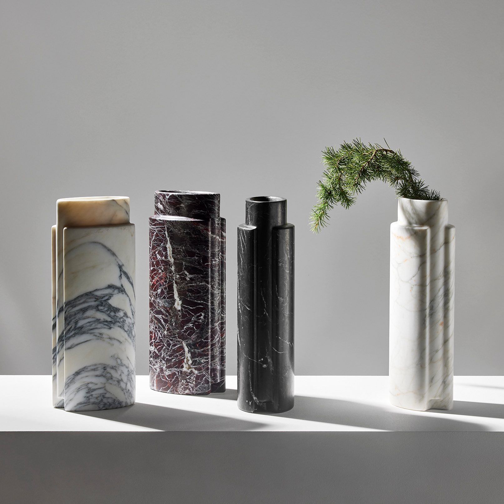 KAN-VASES-SERIES_MARBLE-C-DELCOURT-COLLECTION-PARTICULIERE