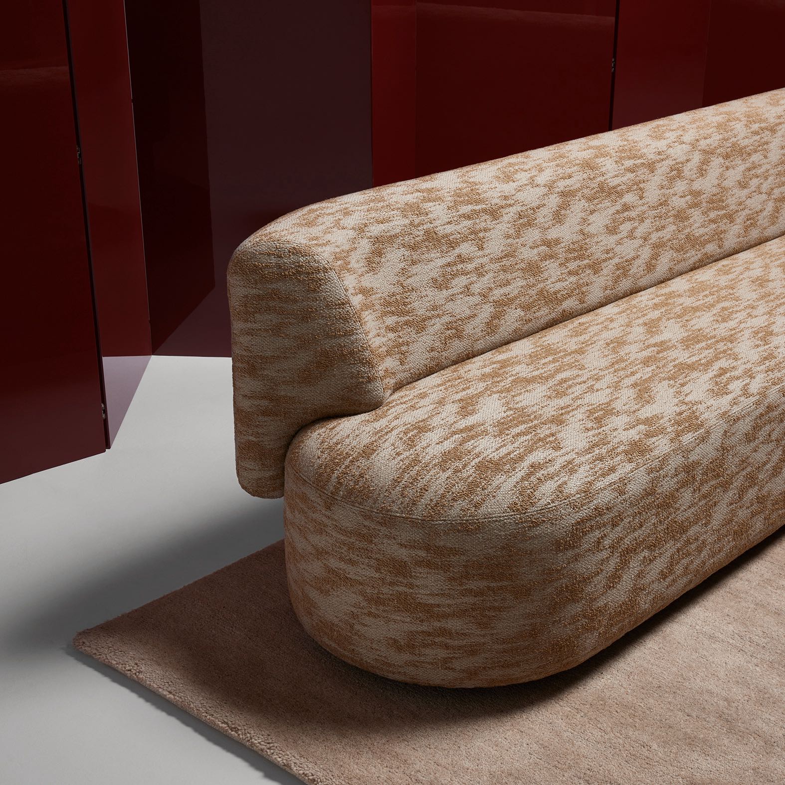 LEK-straight-sofa-Christophe_Delcourt-Collection-Particuliere