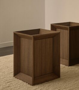 CP2025-B-SIDE-bedside-walnut_design-GrégoidedeLafforest