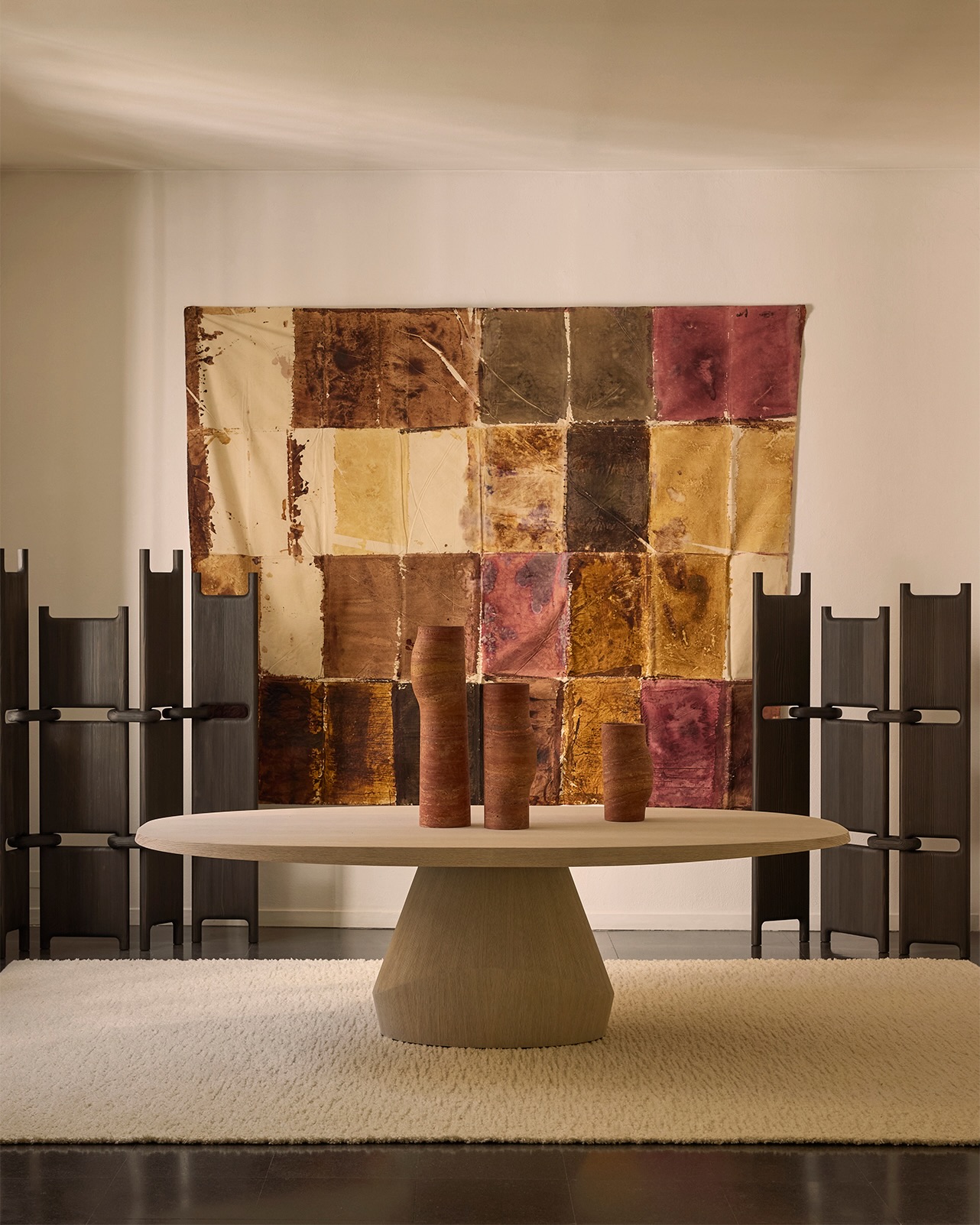CP2025-BOS-red-travertine-design-C.Delcourt