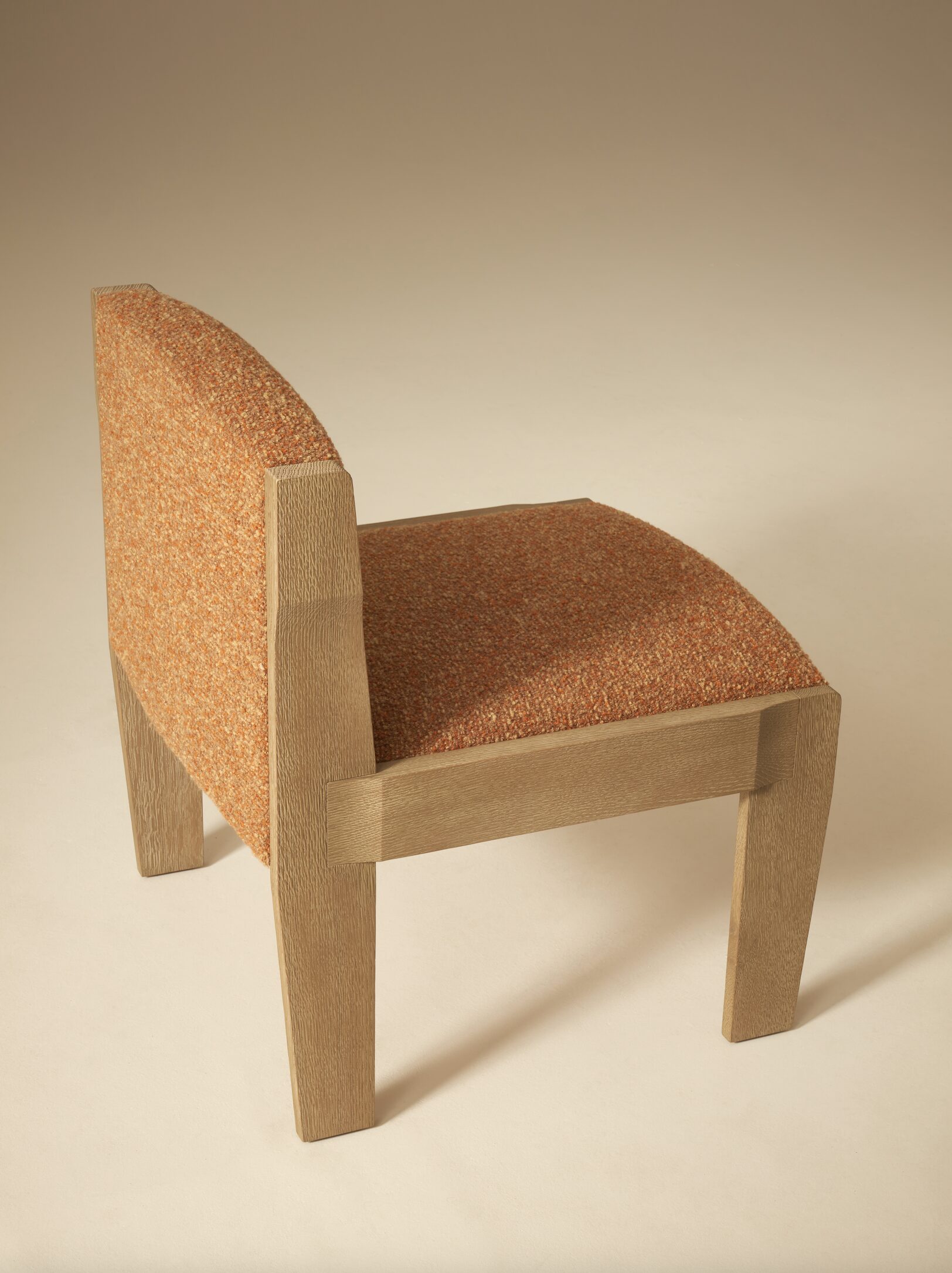 CP_022026_GIL_lo-chair-w-DesignC.Delcourt_PicG.Alexandre